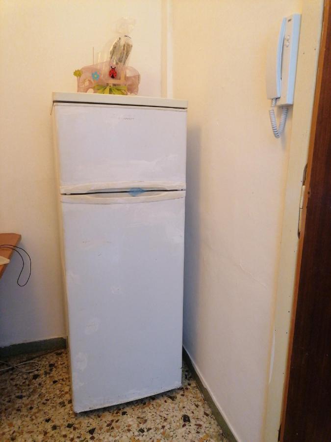 Athinas Apartment Near Acropoli And Monastiraki Metro Athén Kültér fotó